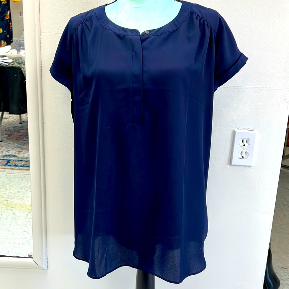 Maurices Nave short sleeved top. Size 1 (1X or a plus size 16